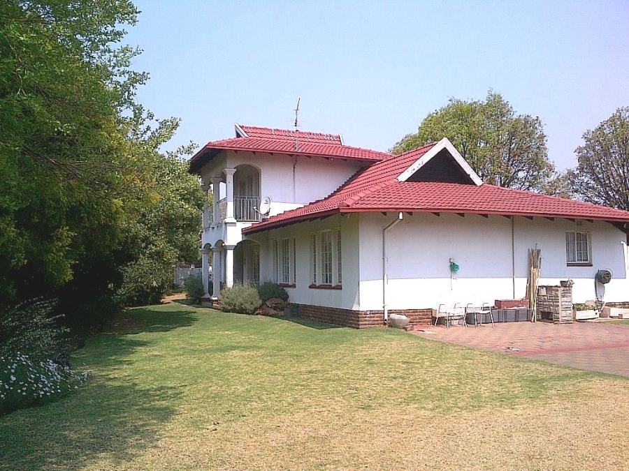 To Let 4 Bedroom Property for Rent in Vaalpark Free State